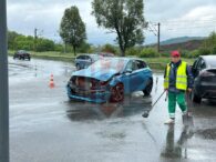 accident-cu-trei-masini-in-rond-pacurari!-o-persoana-a-fost-ranita
