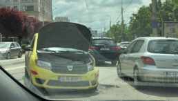 accident-rutier-pe-strada-palat-din-iasi.-trei-autoturisme-implicate