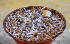 aproape-jumatate-dintre-cazurile-de-cancer-care-pot-fi-prevenite,-legate-de-doua-obiceiuri-de-viata