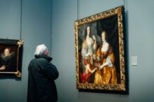 studiu.-vrei-sa-incetinesti-imbatranirea?-arta-si-cultura,-consumate-zilnic,-pot-avea-un-efect-protector