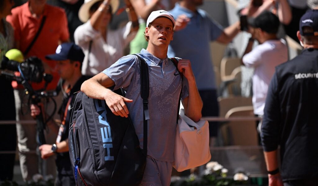 jannik-sinner,-eliminare-socanta-la-roland-garros!-cine-a-produs-surpriza-anului-in-tenis