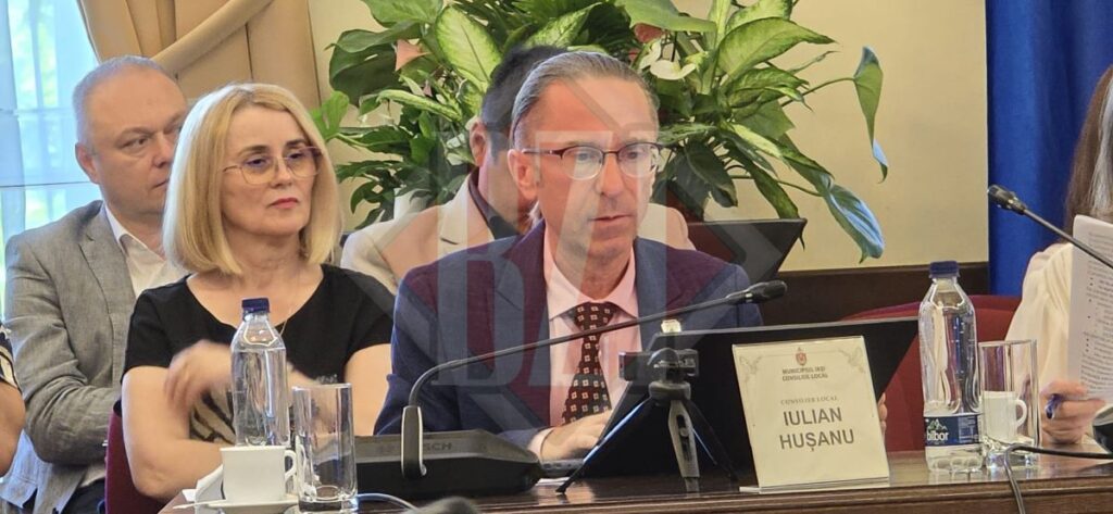consilierul-local-curaj,-iulian-husanu,-aduce-critici-in-sedinta-cl-iasi-privind-pretul-apei-si-lucrarile-apavital