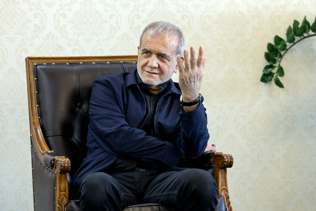 presedintele-iranului-masoud-pezeshkian-si-ar-fi-prezentat-demisia