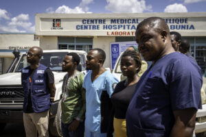 ebola-se-raspandeste-necontrolat-de-luni-de-zile:-pacientul-zero,-identificat-inca-din-ianuarie