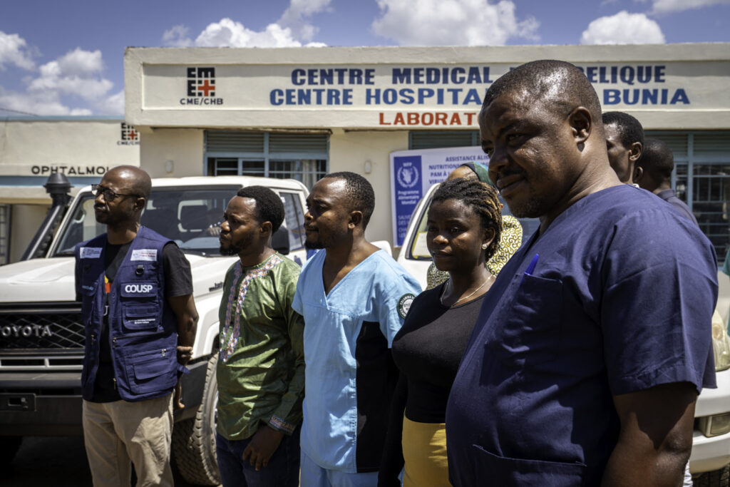 ebola-se-raspandeste-necontrolat-de-luni-de-zile:-pacientul-zero,-identificat-inca-din-ianuarie