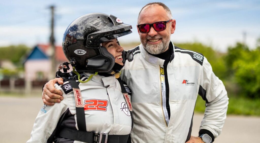 tata-si-fiica,-impreuna-in-raliu!-adrian-si-alexandra-teslovan-au-discutii-despre-motorsport-si-cand-iau-masa-impreuna:-e-religie-pentru-noi