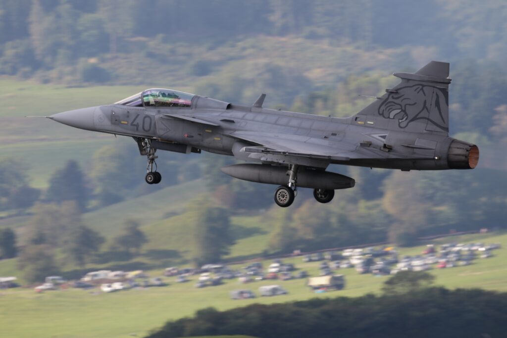 alerta-maxima-in-ungaria:-avioane-de-lupta-nato-au-interceptat-un-airbus-cu-sute-de-pasageri