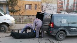 moarte-suspecta-la-iasi-o-femeie-a-fost-gasita-decedata-in-casa.-avea-64-de-ani