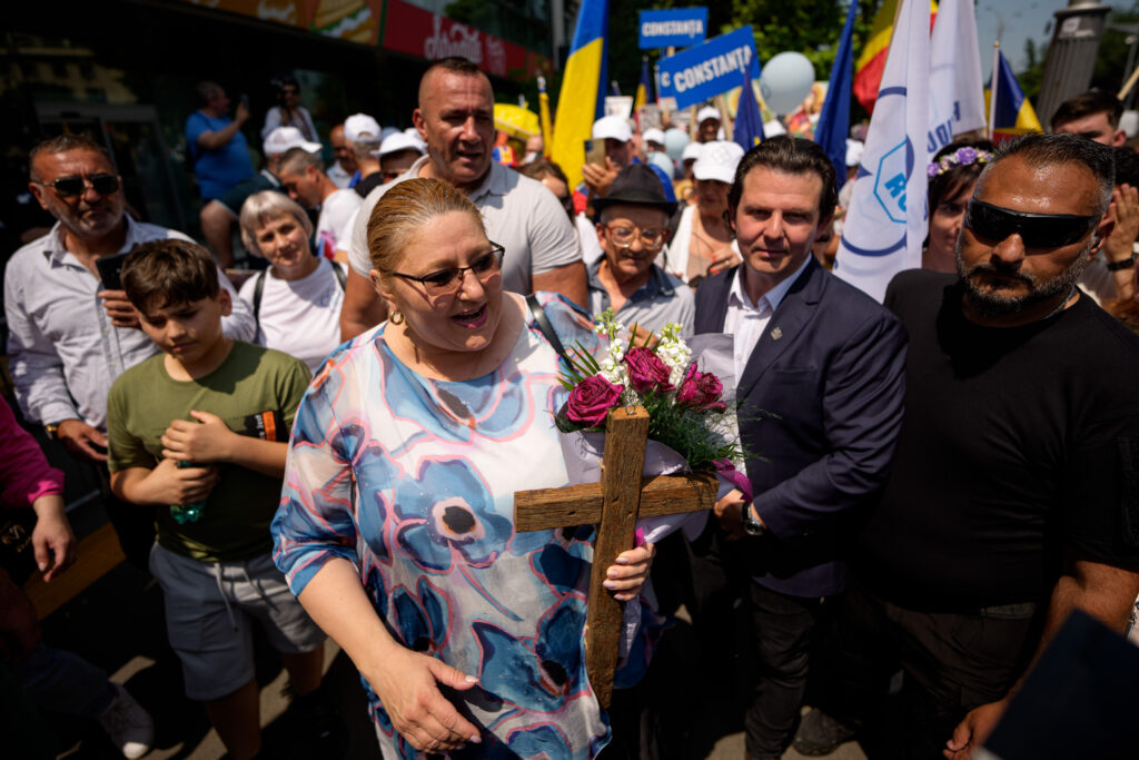 amenzi-si-sesizari-penale-dupa-marsul-normalitatii,-la-care-a-participat-diana-sosoaca