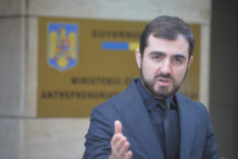 claudiu-nasui-da-lectii-de-educatie-financiara:-cum-sa-nu-te-lasi-pacalit-de-statul-roman