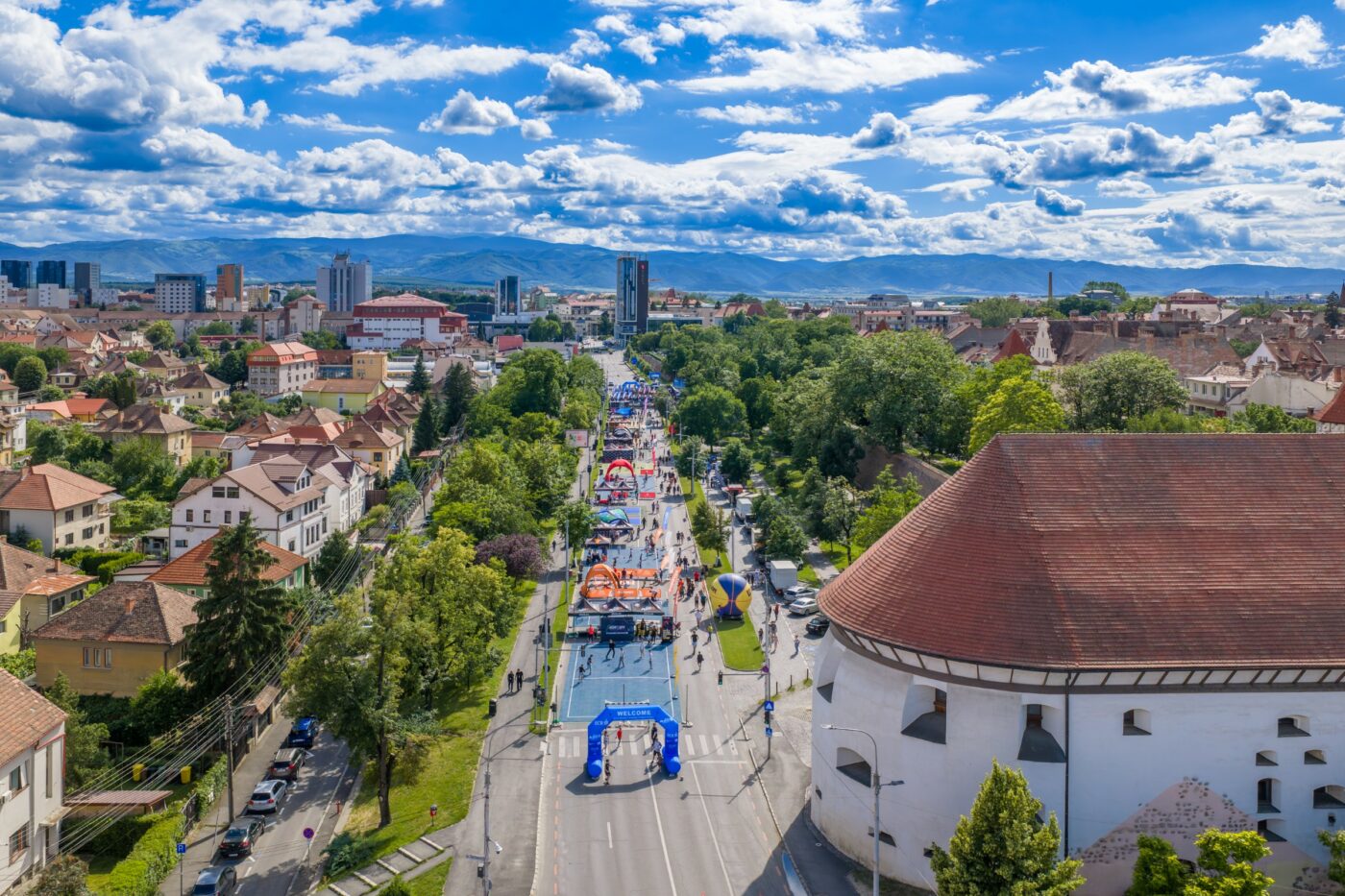 o-legenda-a-baschetului-romanesc,-onorata-la-sibiu!-15.000-de-oameni-au-venit-la-festival
