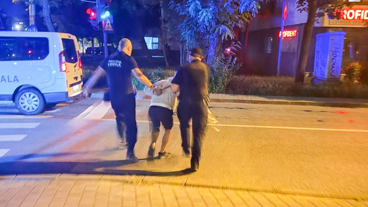 un-barbat-din-iasi-a-furat-un-motoscuter-direct-de-pe-strada,-in-fata-proprietarului!-suspectul-a-fost-prins-de-politisti-in-aceeasi-seara