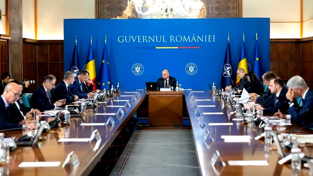 premierul-demis-ilie-bolojan-anunta-sedinta-extraordinara-de-guvern-luni,-la-ora-20.00
