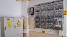 condamnat-la-inchisoare-pentru-o-mita-de-300-de-lei!-s-a-racordat-la-energie-in-mod-fraudulos
