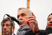 calin-georgescu-sustine-ca-nicusor-dan-are-o-intelegere-cu-zelenski-si-cere-suspendarea-presedintelui:-este-un-pericol-real-pentru-statul-roman