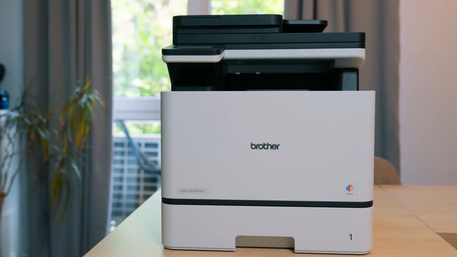 brother-mfc-l8730cdw,-urmasul-unui-adevarat-cal-de-povara-(hands-on)