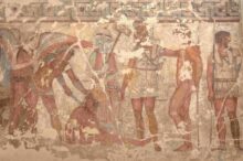 italia-readuce-la-lumina-un-mormant-vechi-de-2.400-de-ani-/-frescele-ascunse-timp-de-peste-un-secol-pot-fi-vazute-din-nou