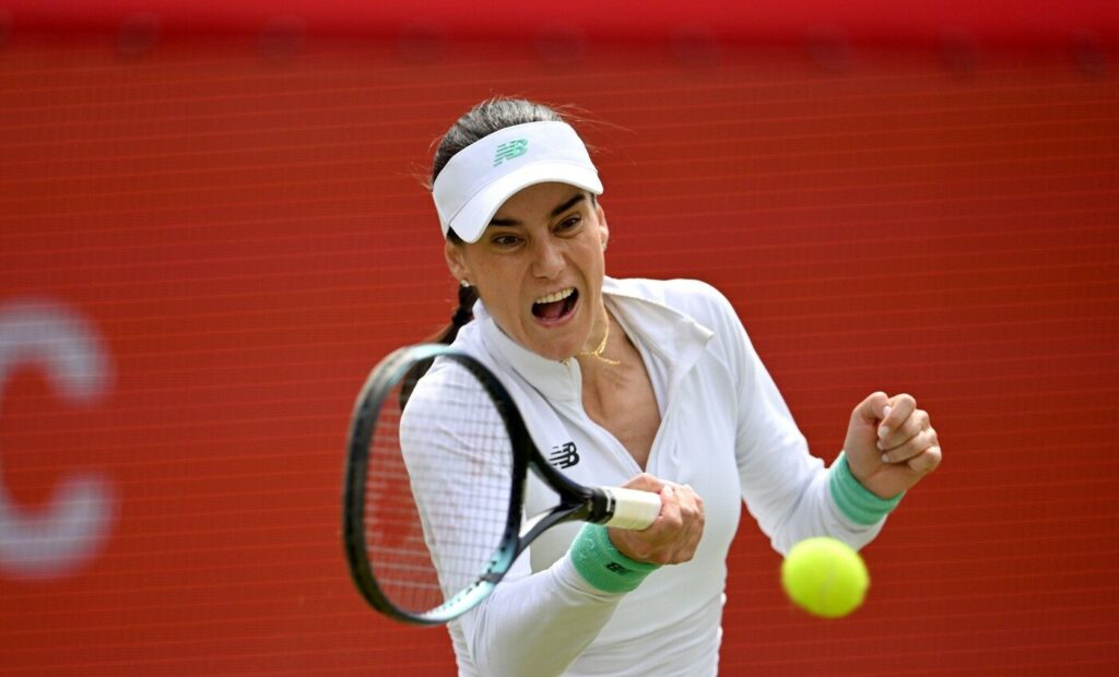 sorana-cirstea-se-pregateste-de-al-cincilea-duel-din-2026-cu-linda-noskova,-la-wimbledon!-avancronica-celui-mai-important-meci-direct