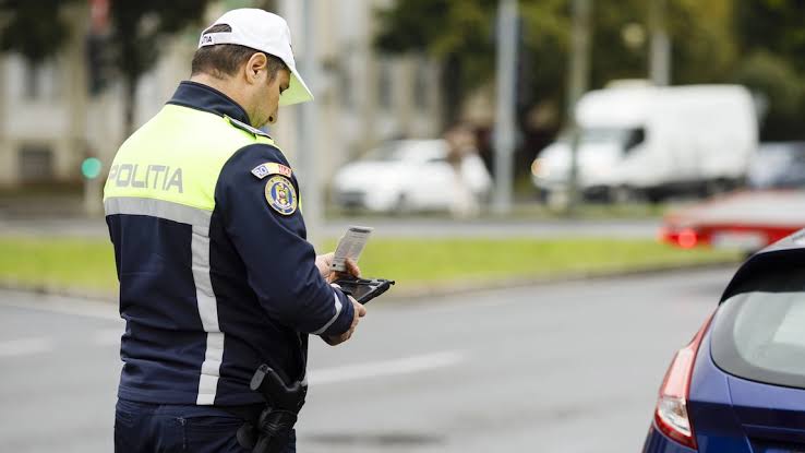 o-noua-zi-plina-de-controale-in-trafic-la-iasi.-iata-ce-au-cautat-de-aceasta-data-politistii