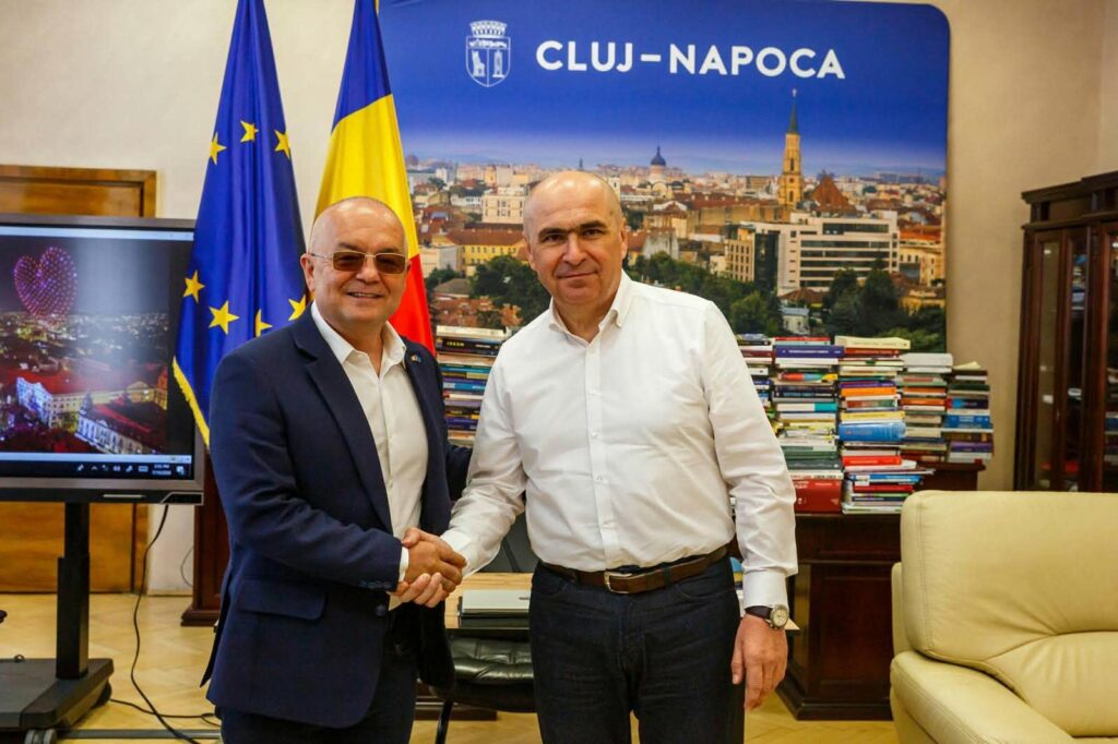 bolojan-a-discutat-cu-boc-despre-proiectele-pnrr,-apoi-a-verificat-stadiul-lucrarilor-la-autostrada-transilvania