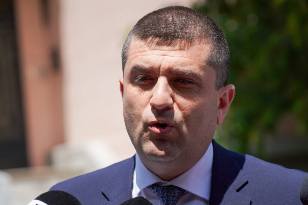 radu-miruta,-explicatii-fara-sens-la-problemele-cfr:-scopul-meu-este-urmatorul,-sa-ingustez-palnia-prin-care-sa-vad-pe-cineva-care-are-responsabilitate-sa-faca-ceva-ce-nu-face