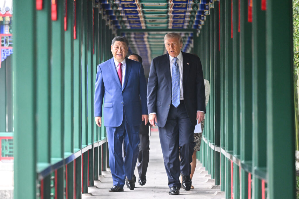 trump-acuza-china-ca-a-incercat-sa-influenteze-alegerile-din-sua,-dar-pregateste-in-continuare-o-vizita-de-stat-pentru-xi-jinping