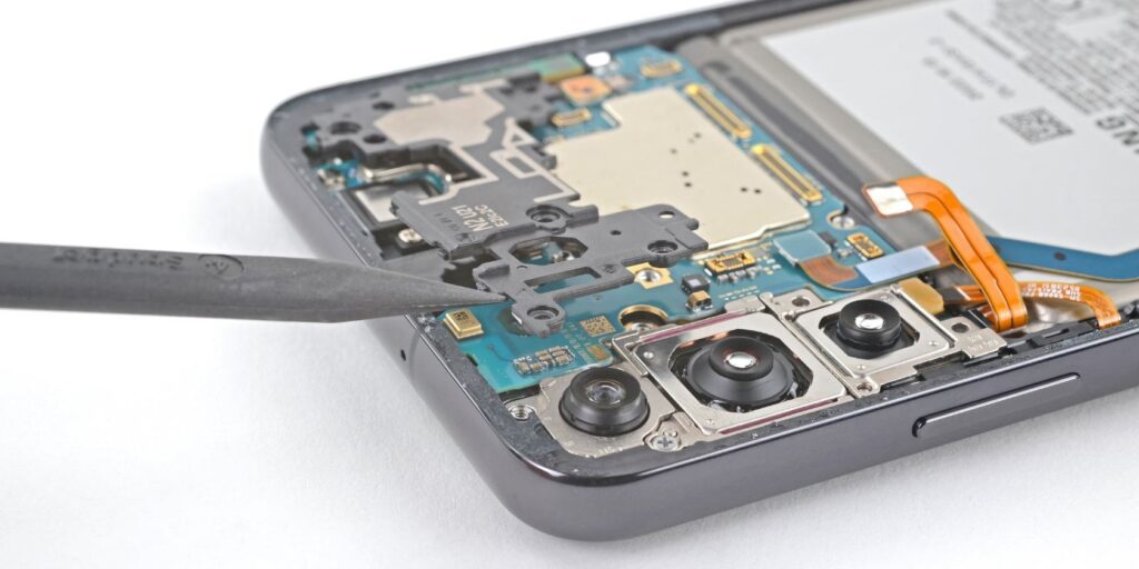 samsung-creste-tarifele-pentru-reparatii-telefoane,-scumpirea-componentelor-afectand-inclusiv-reparatiile-efectuate-acasa