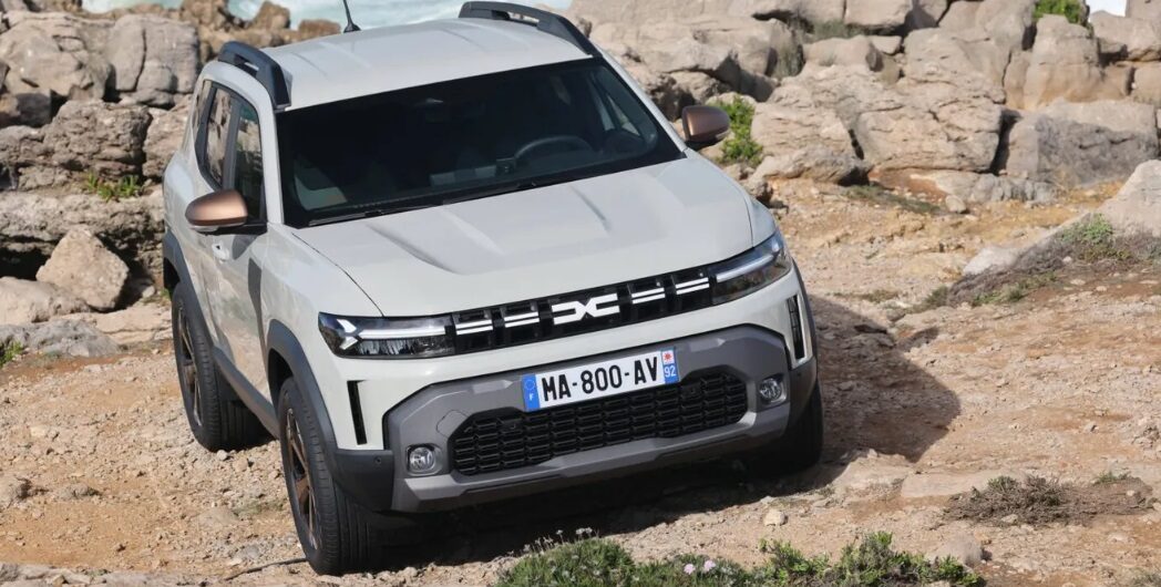 dacia-duster,-lovitura-periculoasa!-noul-jeep-renegade-vrea-sa-i-fure-clientii