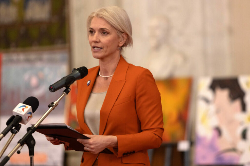 alina-gorghiu-vrea-ca-tinerii-de-16-ani-sa-aiba-drept-de-vot