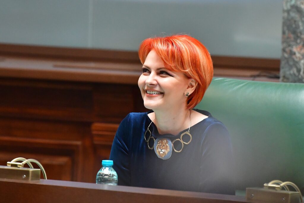 cred-ca-mai-exista-o-sansa-sa-avem-guvern-pana-la-finalul-verii:-olguta-vasilescu,-despre-o-viitoare-majoritate-parlamentara