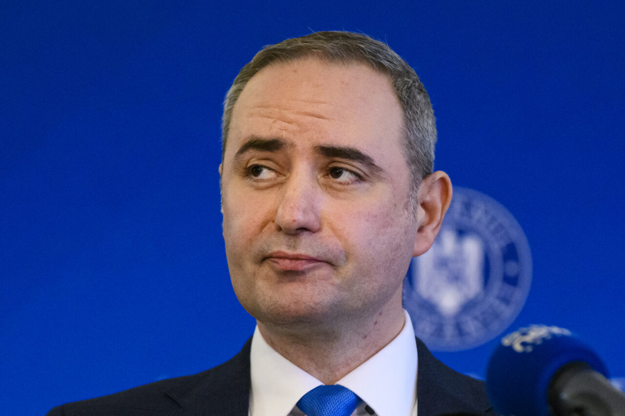 alexandru-nzare-anunta-ca-va-aviza-pe-loc-documentul-care-deblocheaza-angajarile-la-spitalul-marie-curie:-se-pregateste-un-memorandum