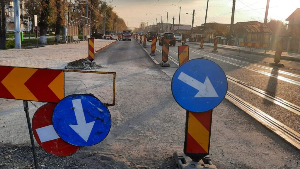 primaria-iasi-doneaza-materiale-de-la-liniile-de-tramvai-catre-doua-comune-din-judet!-acestea-au-fost-recuperate-in-urma-lucrarilor-din-oras