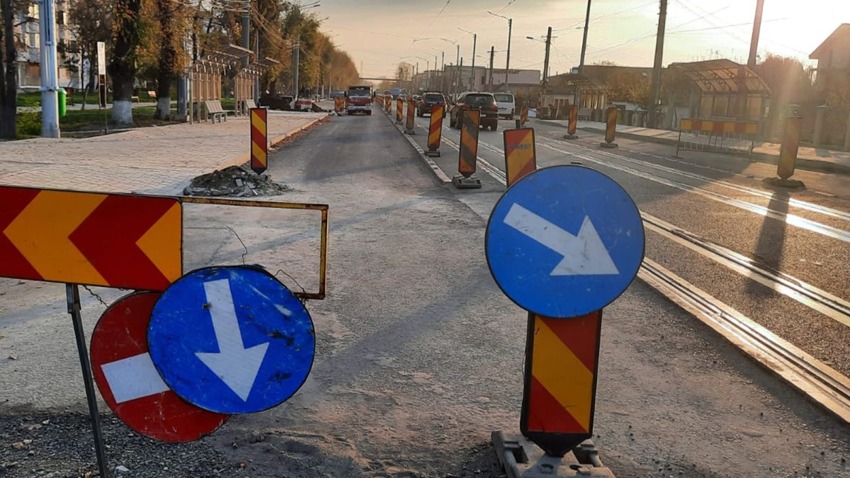 primaria-iasi-doneaza-materiale-de-la-liniile-de-tramvai-catre-doua-comune-din-judet!-acestea-au-fost-recuperate-in-urma-lucrarilor-din-oras