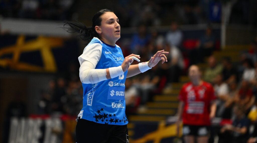 contul-oficial-al-ehf-champions-league-nu-a-uitat-o-pe-cristina-neagu:-nimeni-nu-si-va-aminti-salariul-tau…