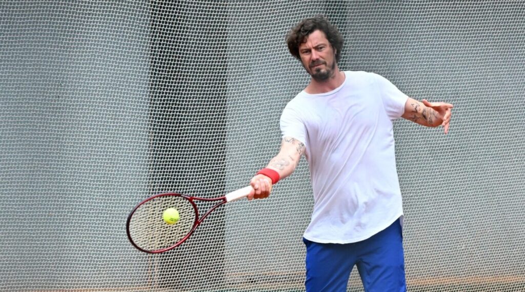 rusul-marat-safin,-un-mare-donjuan-din-atp,-regreta-anii-tineretii:-puteai-sa-bei-sau-sa-mergi-in-cluburi-de-noapte-fara-sa-te-filmeze-nimeni
