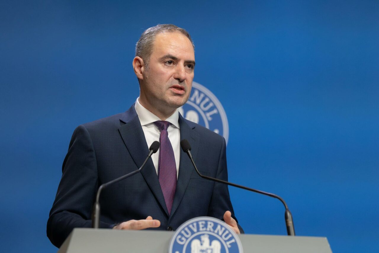 nazare,-negociatorul-romaniei-cu-agentiile-de-rating,-trage-un-semnal-de-alarma-dupa-ce-am-evitat-alunecarea-in-junk