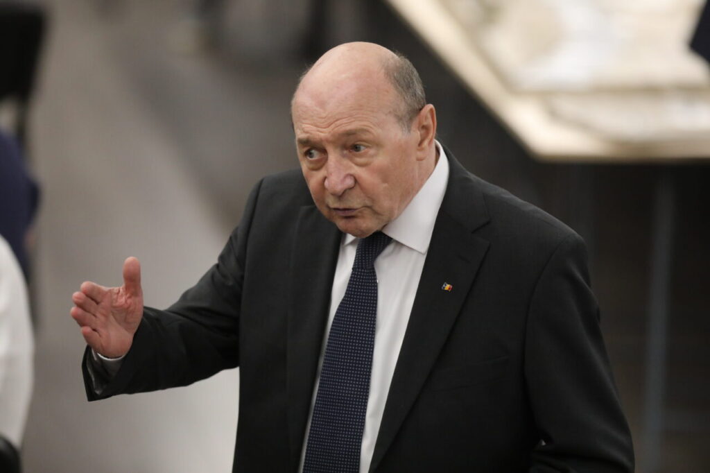 basescu:-romania-a-fost-capturata-de-caste”