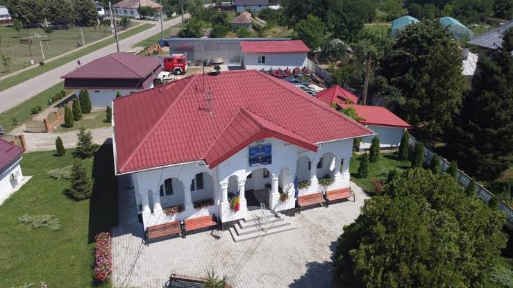 primaria-tutora-achizitioneaza-un-tractor-pentru-serviciul-public-local-de-gospodarire-comunala!-licitatia-a-fost-lansata