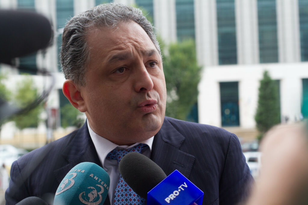 marian-vanghelie,-propunerea-surpriza-pentru-finante.-teodorovici:-este-cu-zece-clase-peste-nazare