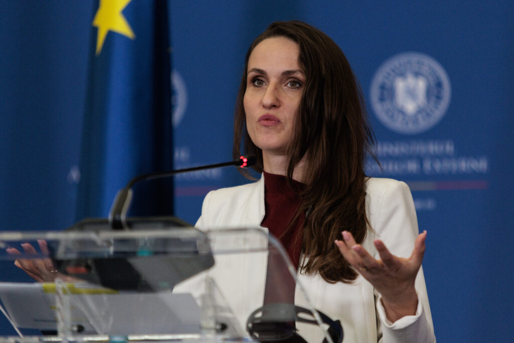 oana-toiu,-discutii-cu-omologul-din-kazahstan:-am-transmis-aprecierea-noastra-deosebita-pentru-reluarea-exporturilor-de-titei