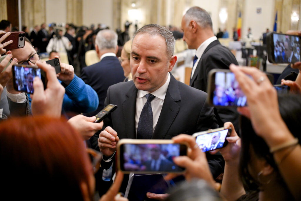 alexandru-nazare,-intrebat-daca-ar-accepta-functia-de-premier:-romania-are-nevoie-de-un-guvern-stabil-cat-mai-curand