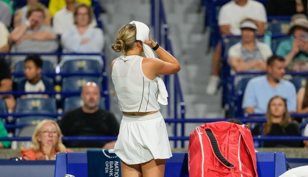 mi-a-rupt-inima-in-bucati.-reactii-dupa-ce-anisimova-a-inceput-sa-planga-pe-terenul-de-tenis