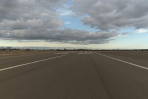 pista-unui-mare-aeroport-european-va-fi-inchisa-pentru-reparatii-pana-la-craciun.-mii-de-curse-sunt-afectate