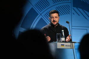 dezvaluirile-lui-zelenski:-fac-anumite-lucruri-despre-care-nici-macar-nu-pot-vorbi