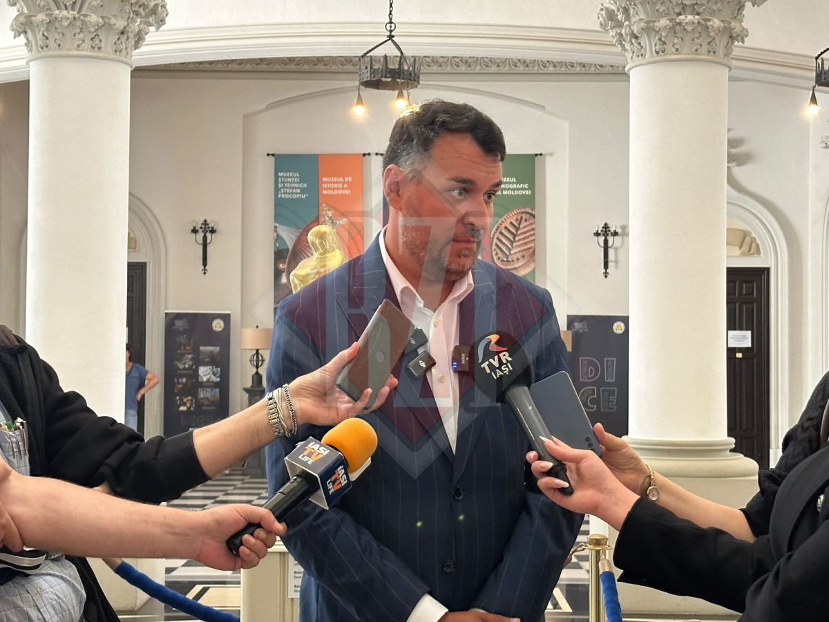 alexandru-chituta-preia-conducerea-palatului-culturii-din-iasi-bilantul-mandatului-lui-andrei-apreotesei:-aproape-690.000-de-bilete-vandute