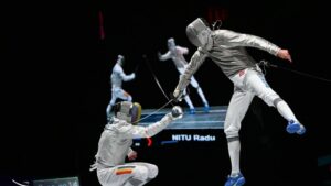 a-pus-romania-pe-harta-scrimei-mondiale!-radu-nitu-este-student-la-stiinte-politice-si-se-viseaza-antrenor:-sportul-nostru-e-un-fel-de-box