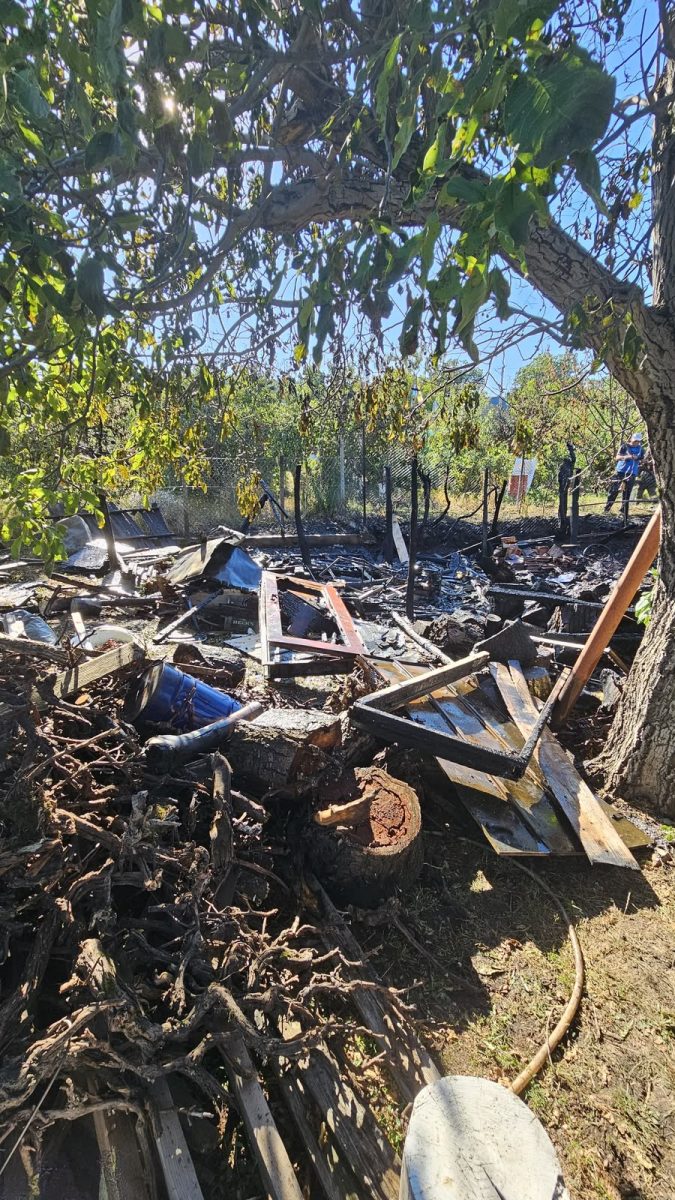 incendiu-la-o-anexa-gospodareasca-in-localitatea-hilita,-comuna-costuleni.-doua-persoane-au-suferit-arsuri