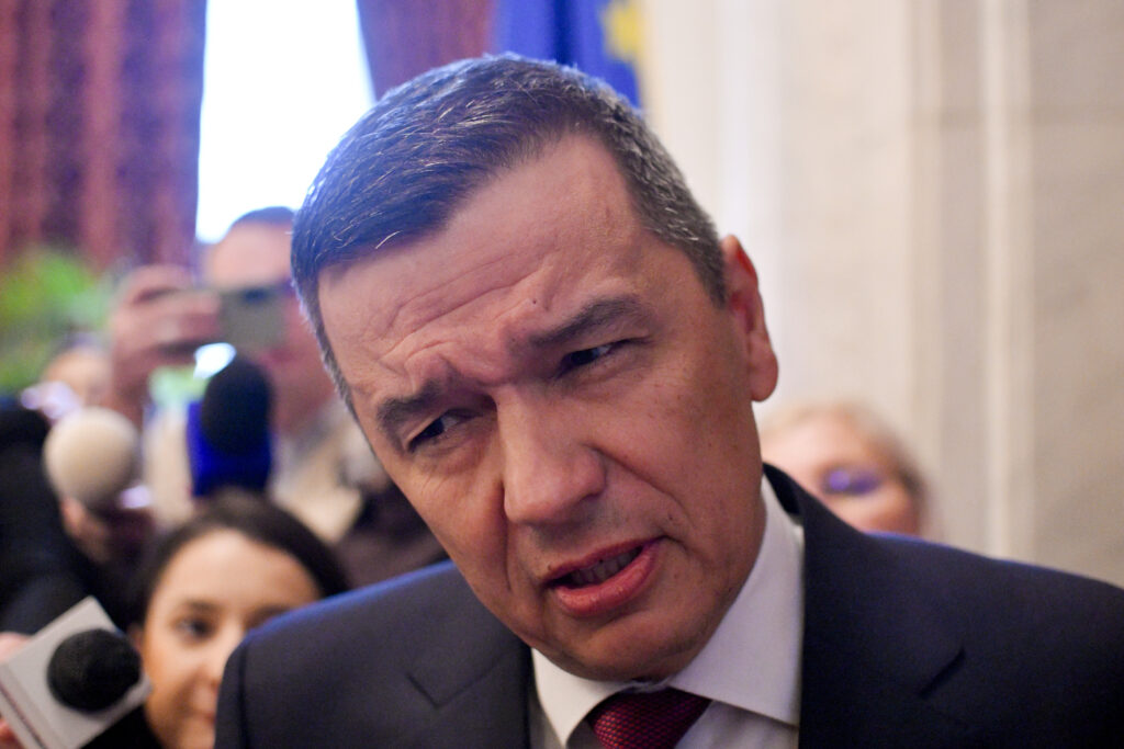 grindeanu-continua-atacurile-la-adresa-lui-bolojan:-va-prezint-datele-reale-din-economie,-propaganda-oficiala-le-ascunde