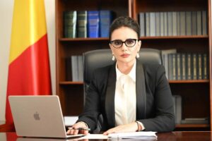 deputatul-aur,-laura-gherasim,-singurul-parlamentar-care-a-semnalat-riscurile-externalizarii-datelor-postei-romane-in-republica-moldova.-demersul-sau-parlamentar-a-declansat-anchete