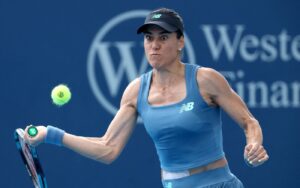 facatura!.-reactii-virulente-dupa-ce-sorana-cirstea-a-castigat-prin-abandonul-rusoaicei-kalinskaya